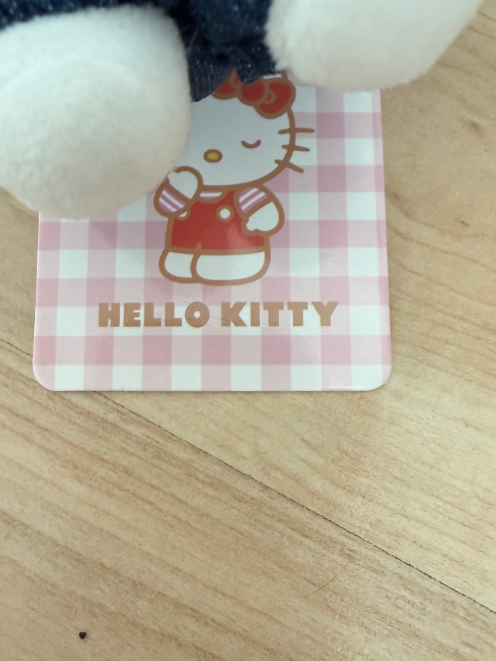 2x Hello Kitty Sheriff Rabbit, New - Picture 3 of 6